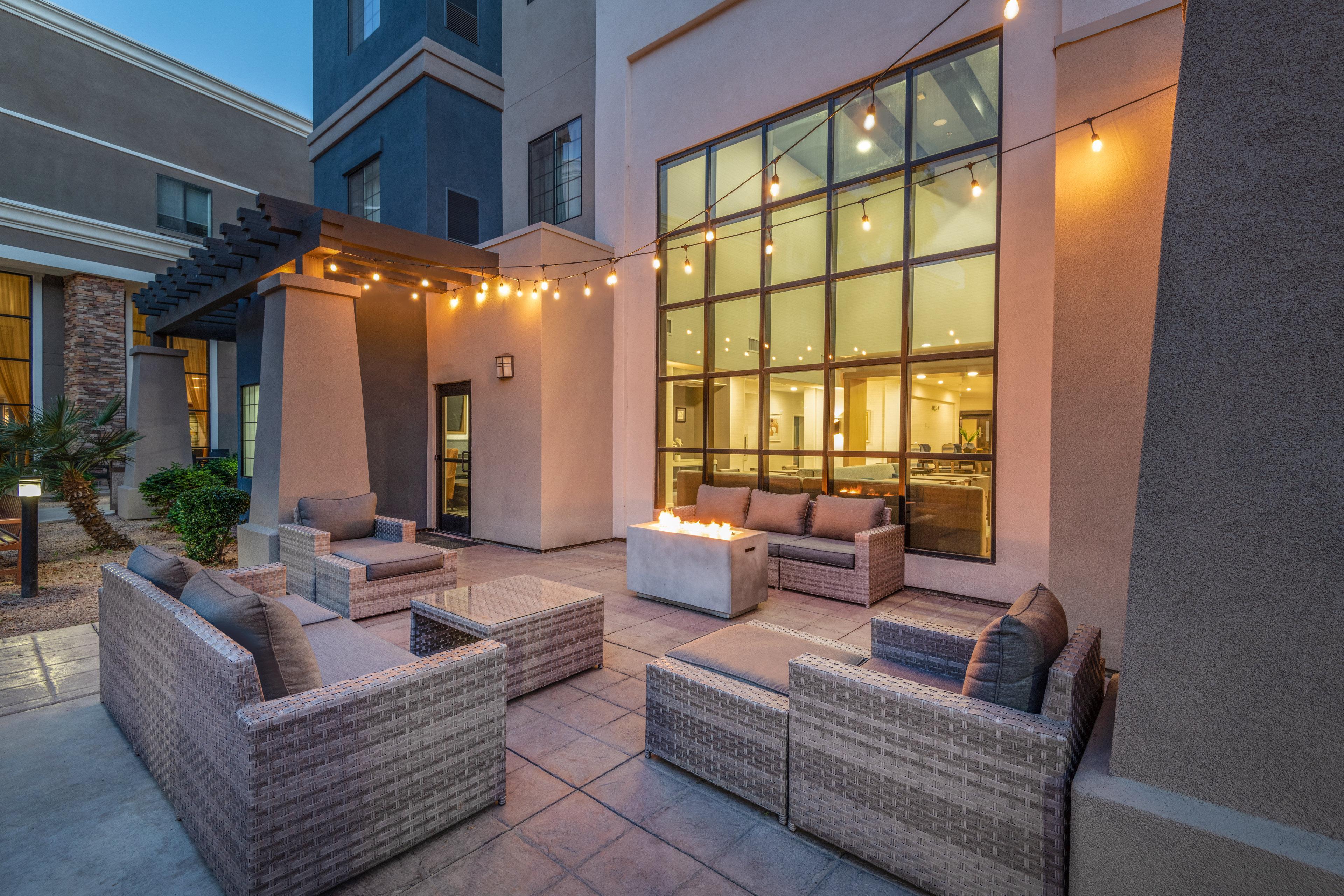 Staybridge Suites Phoenix Glendale Sports Dist By Ihg Exteriör bild